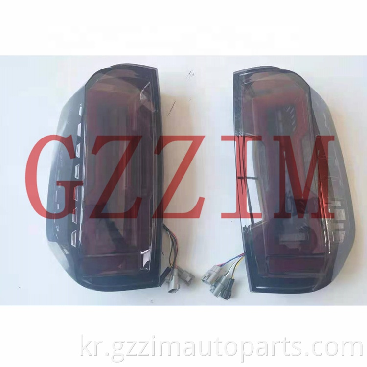Car Parts Rear Lamp Red Black Led Tail Light For Tund R 20141